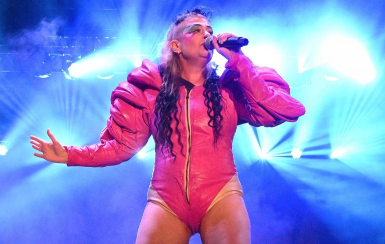 Peaches at Wide Awake: “I am a progressive Jew. There is no mistake about it: it is a genocide. Free Palestine”