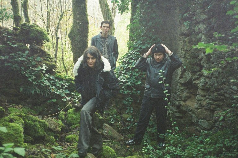 Larissa Iceglass Unveils New Band Pissoir des Dieux — Watch Video for Forlorn Debut Single “Hotel Grand Amour”