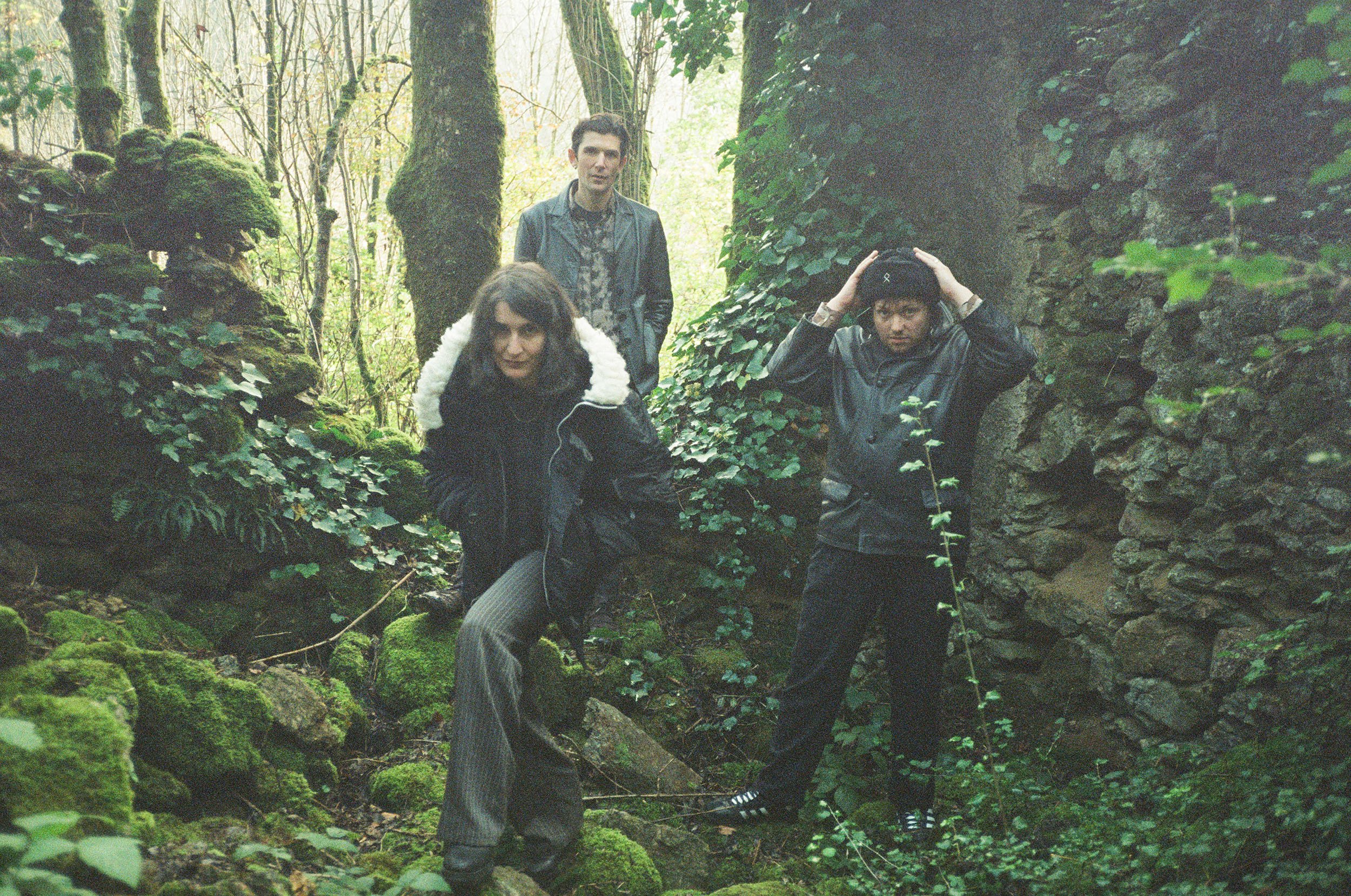 Larissa Iceglass Unveils New Band Pissoir des Dieux — Watch Video for Forlorn Debut Single “Hotel Grand Amour”