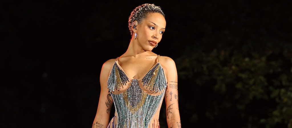 Doja Cat Tells Fans Obsessed With Streaming Numbers To Try Going Outside