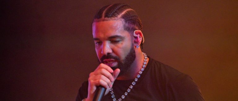 Drake Lost A Huge Bet On The Toronto Maple Leafs And Jokingly Blamed The ‘Bieber Curse’