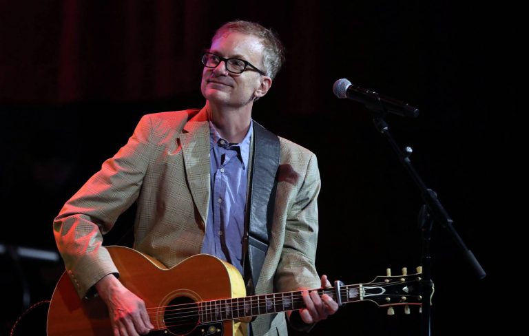 Watch Fountains Of Wayne play first show since Adam Schlesinger’s death