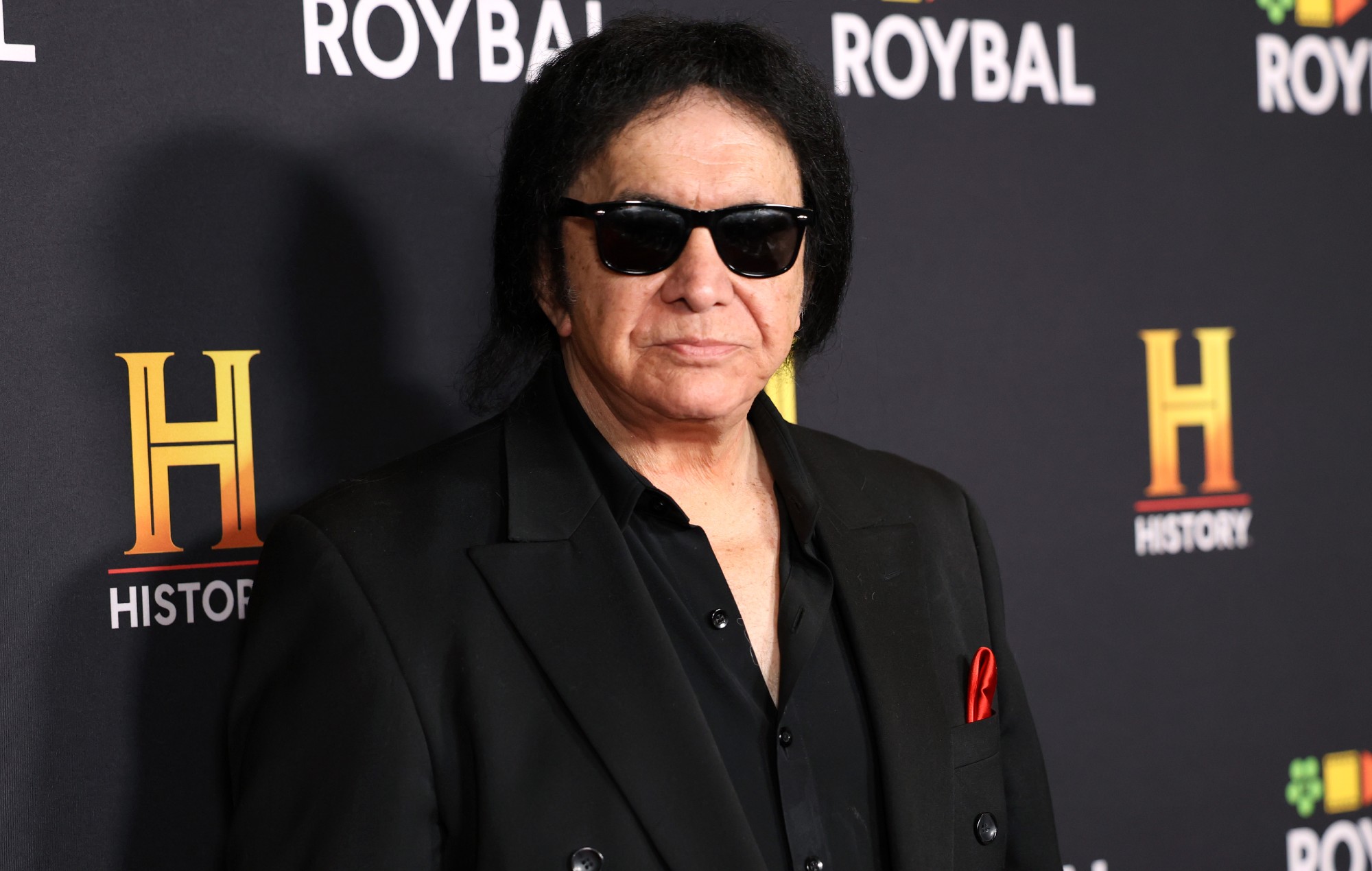 Fan who paid $12,500 to be Gene Simmons’ roadie for a day says it was “absolutely” worth it: “I’m doing to die happy”