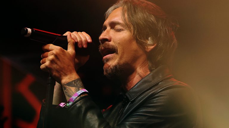 “We were in New York on 9/11 – it felt like the whole world was falling down”: Incubus reflect on playing two NYC shows days after the World Trade Center attacks