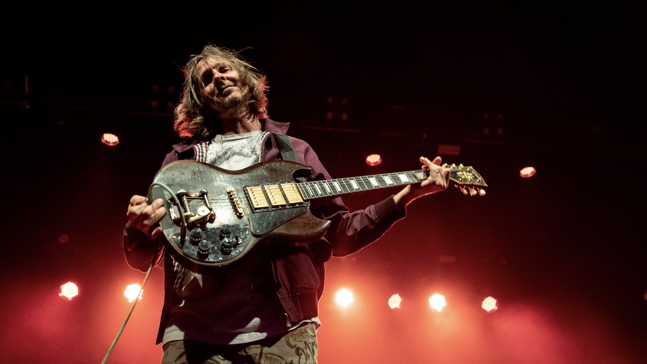 Hear Quicksand/Rival Schools frontman Walter Schreifels cover Pink Floyd for forthcoming animal welfare benefit album featuring exclusive tracks from Killswitch Engage, Snapcase, Orange 9mm, Testament’s Alex Skolnick and more