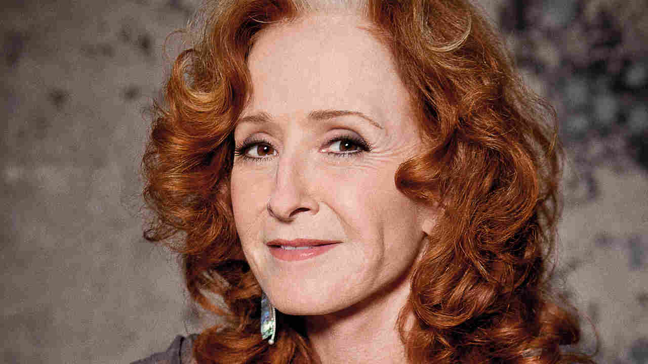 “I will retire before I become a human-jukebox caricature of myself”: How American guitar icon Bonnie Raitt helped carry the blues into the 21st century