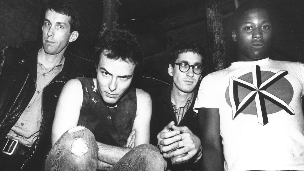 “Biafra got caught with his hands in the till and wants to blame us.” Despite offers, Dead Kennedys won’t be reuniting with estranged vocalist Jello Biafra anytime soon says guitarist East Bay Ray