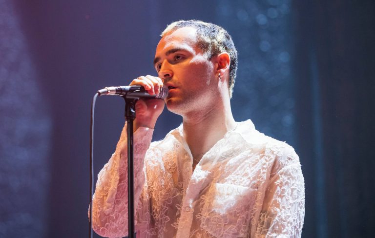 Watch The Murder Capital talk having Berlin gig pulled for flying Palestinian flag: “This is not a political statement, it’s a humanitarian statement”