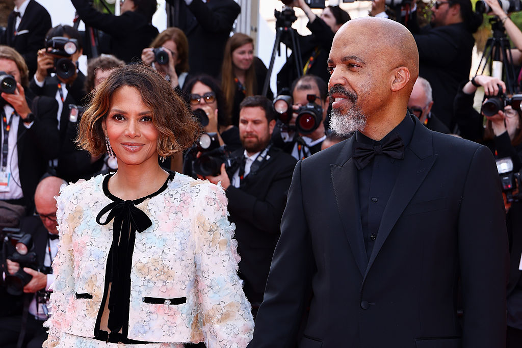 Halle Berry Is In No Rush To Marry Long-Time Boyfriend Van Hunt