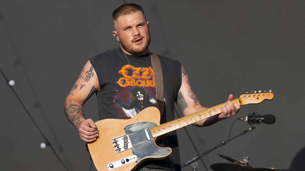 The guys are dressed as good ol’ boys and the girls have gone full Hawk Tuah. What is it about Zach Bryan that has convinced the youth of Britain to lose their cynical minds?