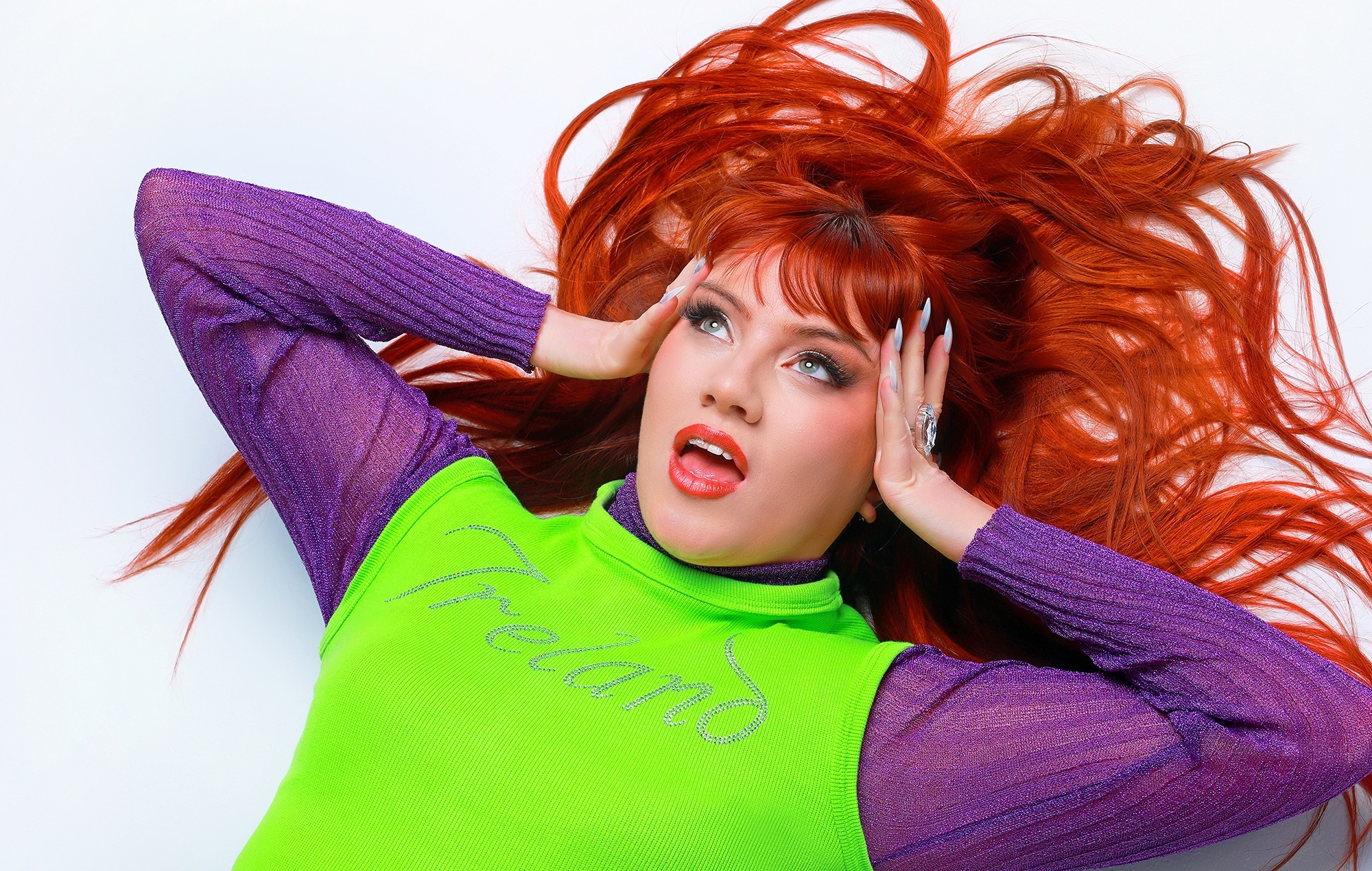 Listen to CMAT’s “love song for Jamie Oliver”, ‘The Jamie Oliver Petrol Station’