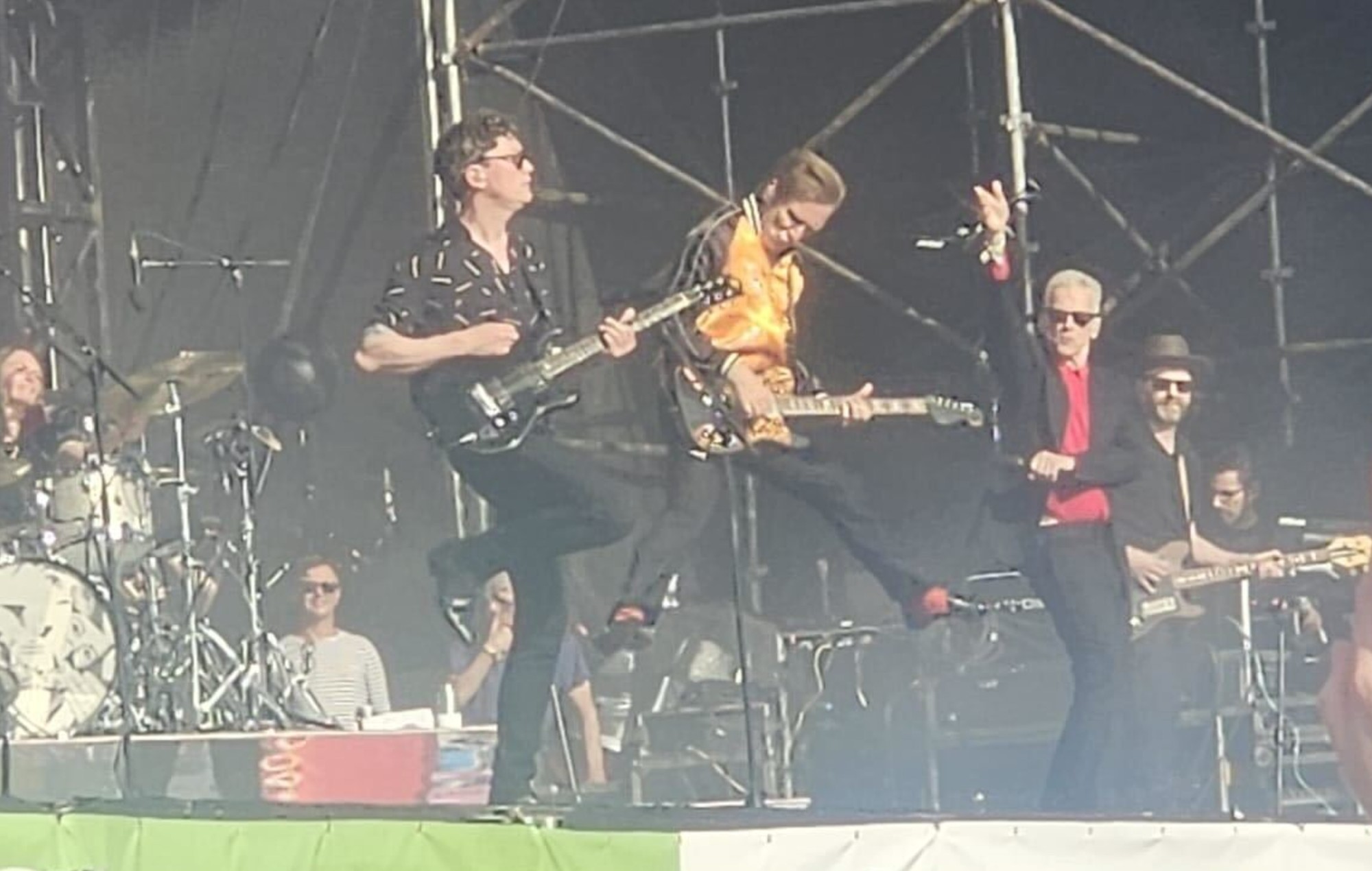 Peter Capaldi joins Franz Ferdinand for ‘Take Me Out’ at Glastonbury 2025