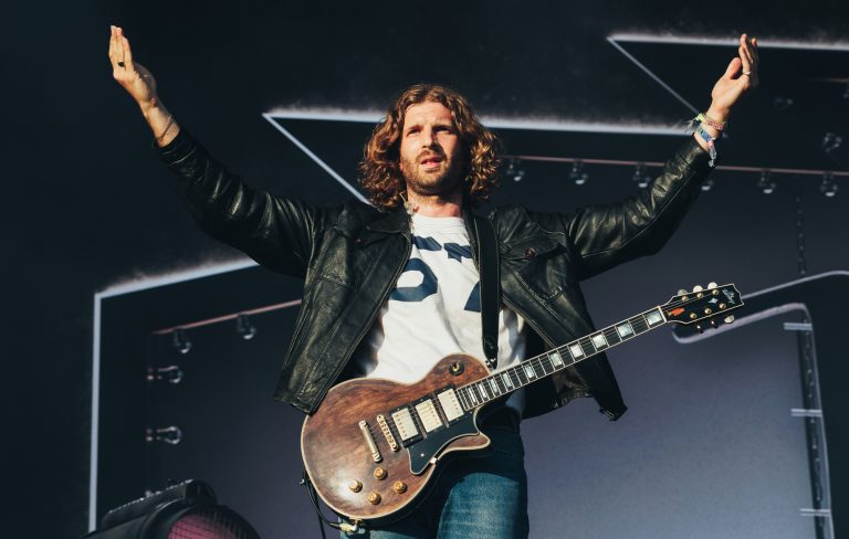 Wolf Alice talk new album ‘The Clearing’ at Glastonbury 2025: “A lot of these songs are like a moment of peace”