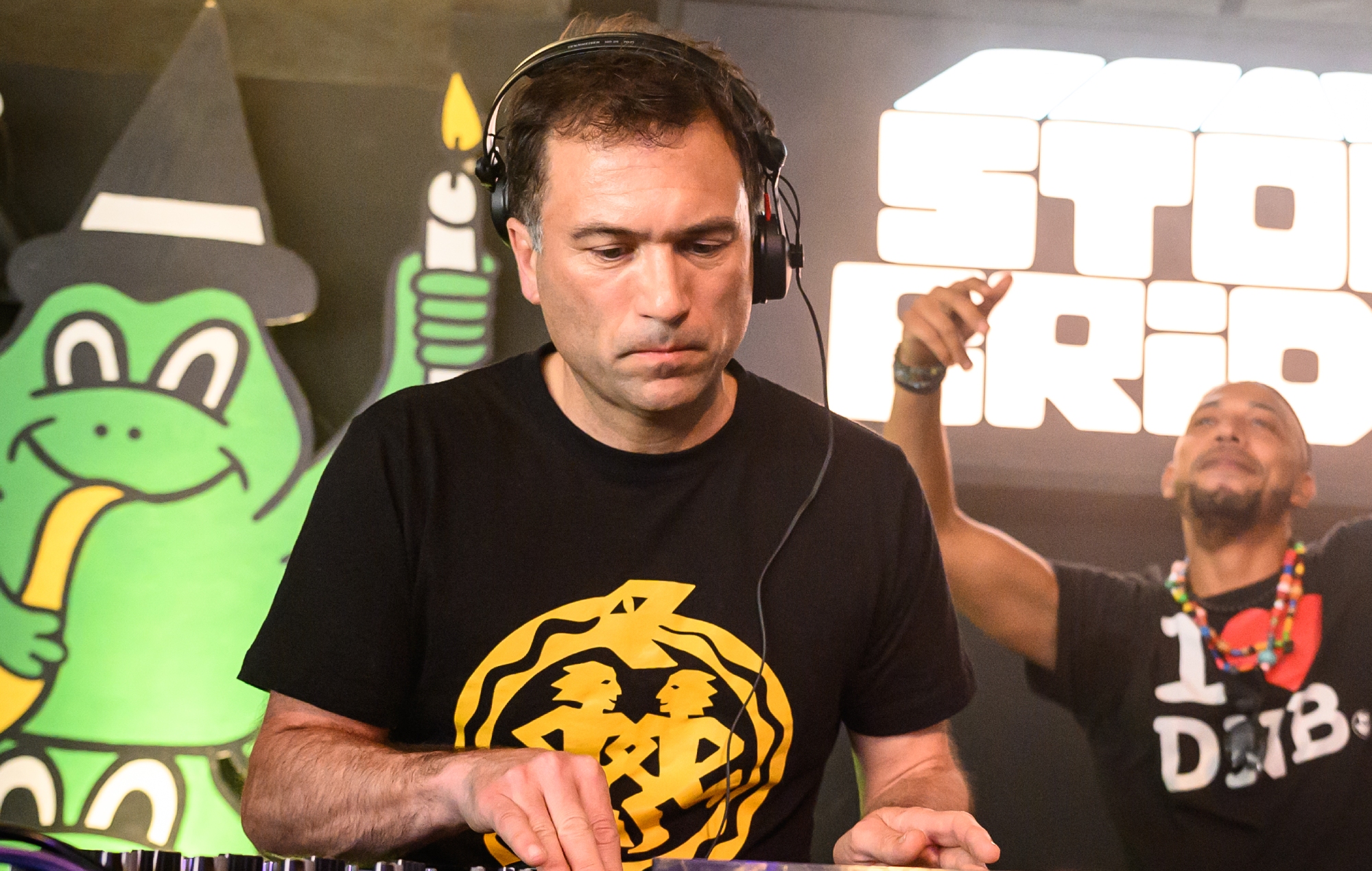 BBC ‘Explainer’ star Ros Atkins and Crissy Criss warm up for Glastonbury by sampling Emily Eavis on new track ‘The Festival Is Here’