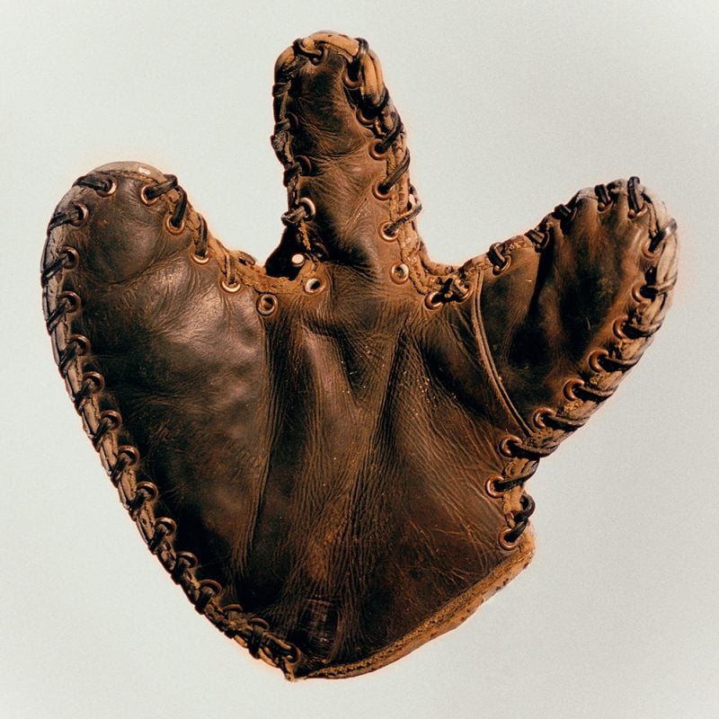 Synthpop Duo Safe Mind Bring the Retro-Funk of New Jack Swing to Their Latest Single  “Hold On To That”