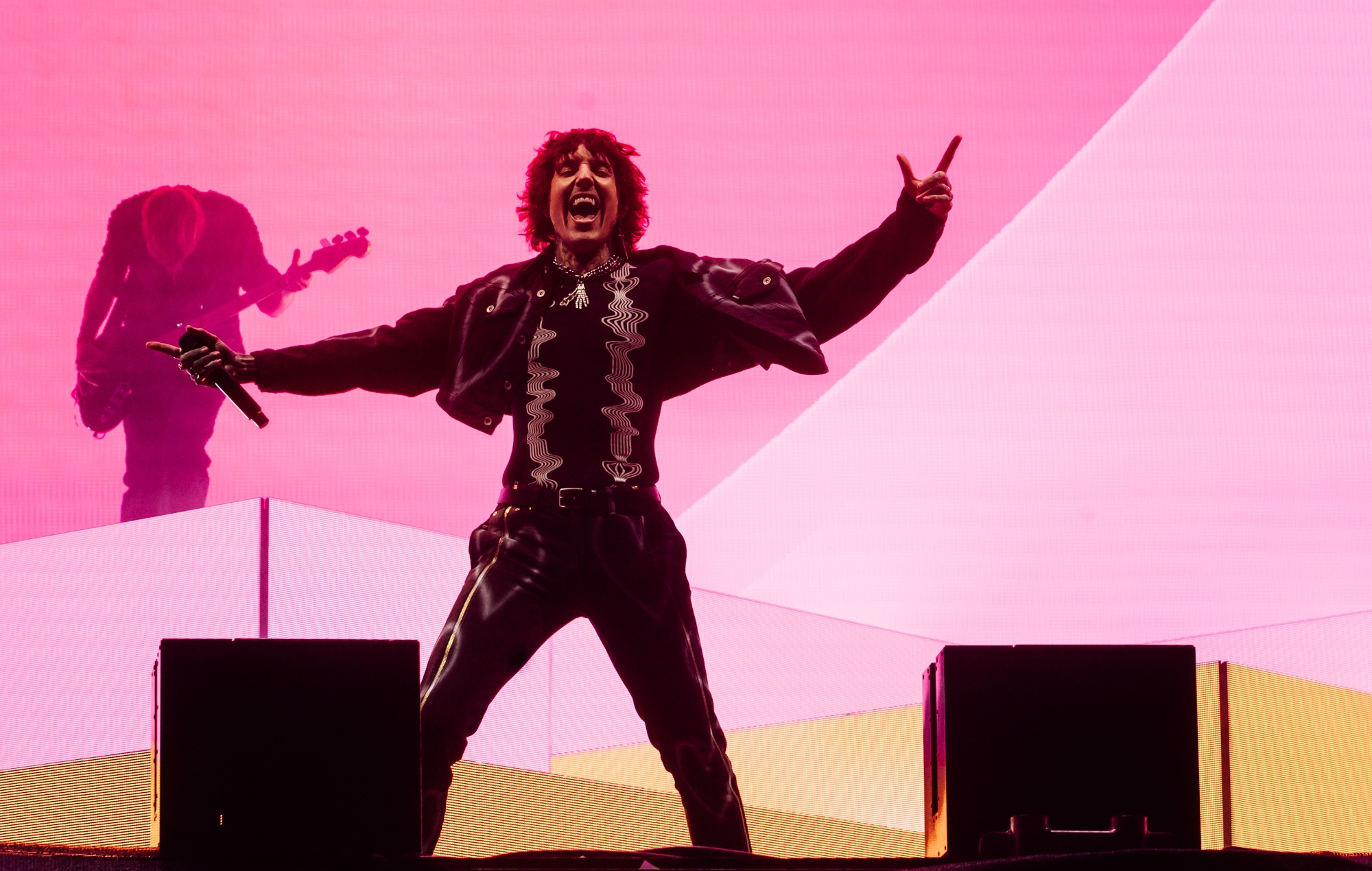 Watch Bring Me The Horizon perform their Oasis ‘Wonderwall’ cover live for the first time