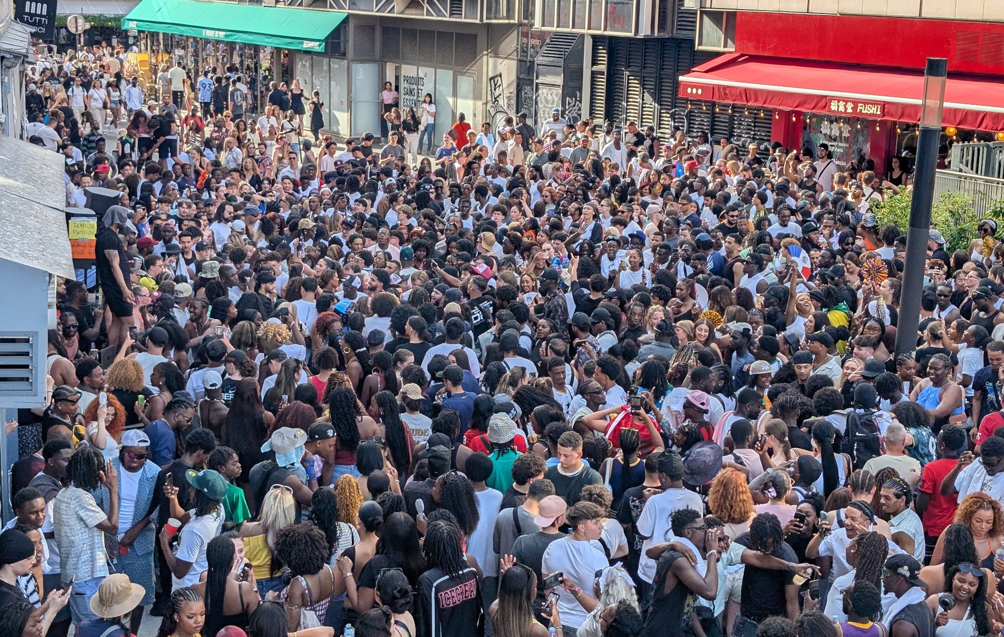 Over a dozen women hospitalised after 145 syringe attacks at French music festival