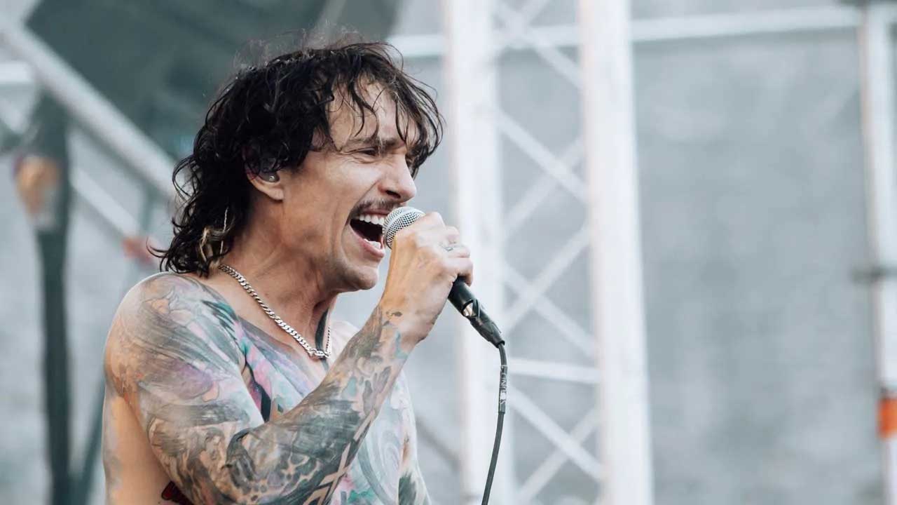 The sound of glorious pandemonium: Two nights with The Darkness in Ireland