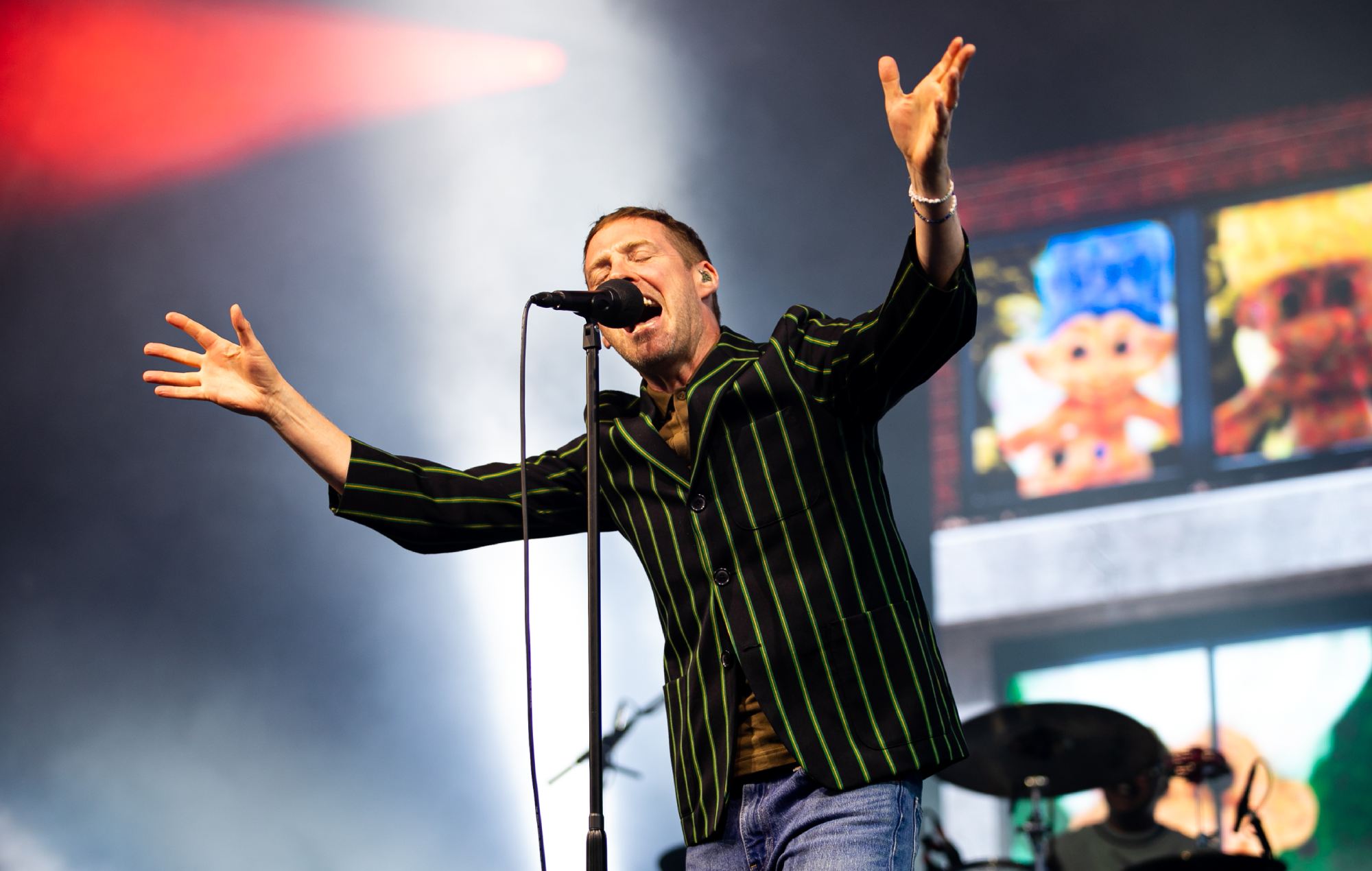 Kaiser Chiefs fans fume that their Glastonbury 2025 set isn’t aired live: “This is sacrilege”