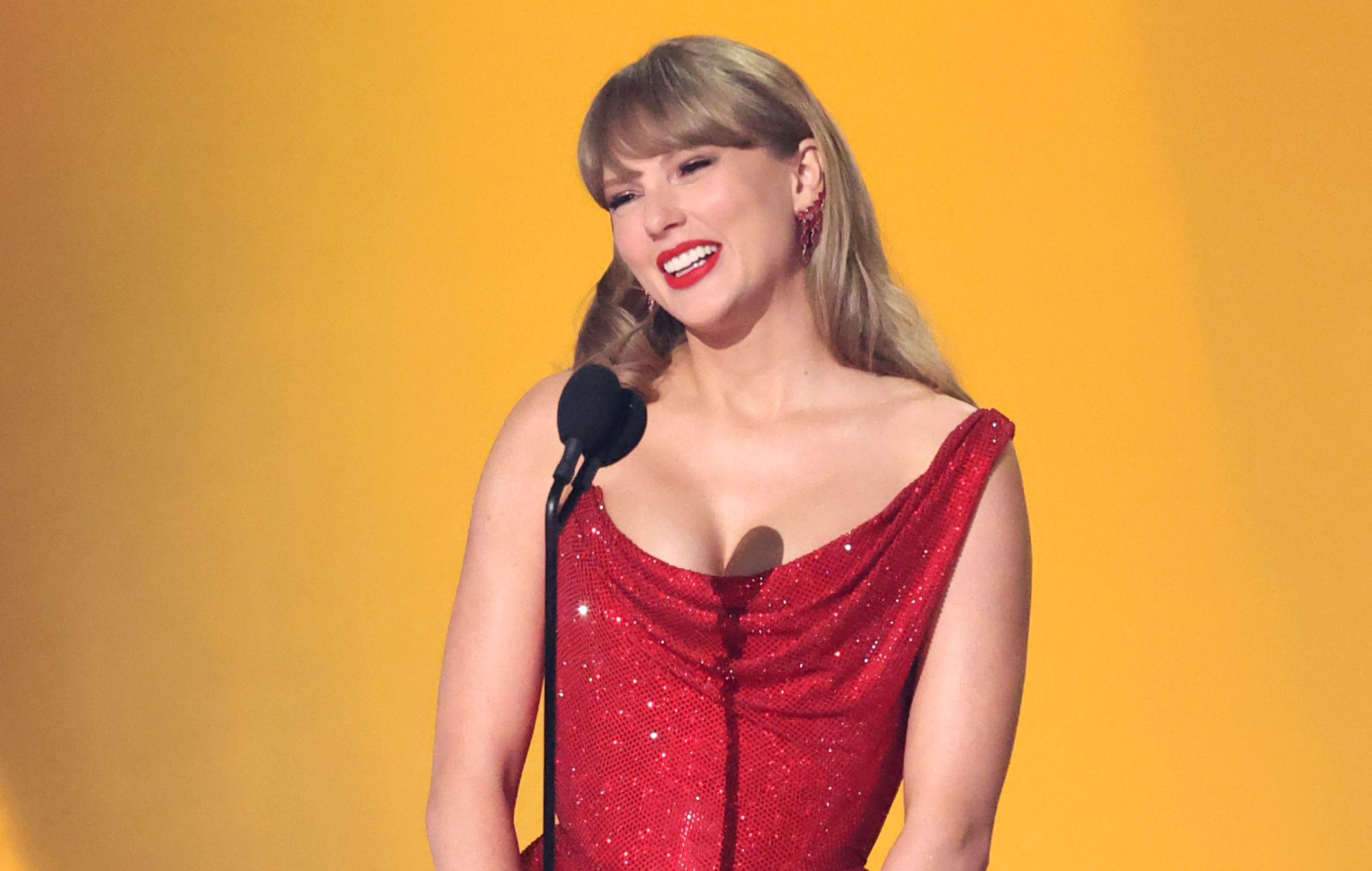 Fans think Taylor Swift is teasing her new album after buying her masters