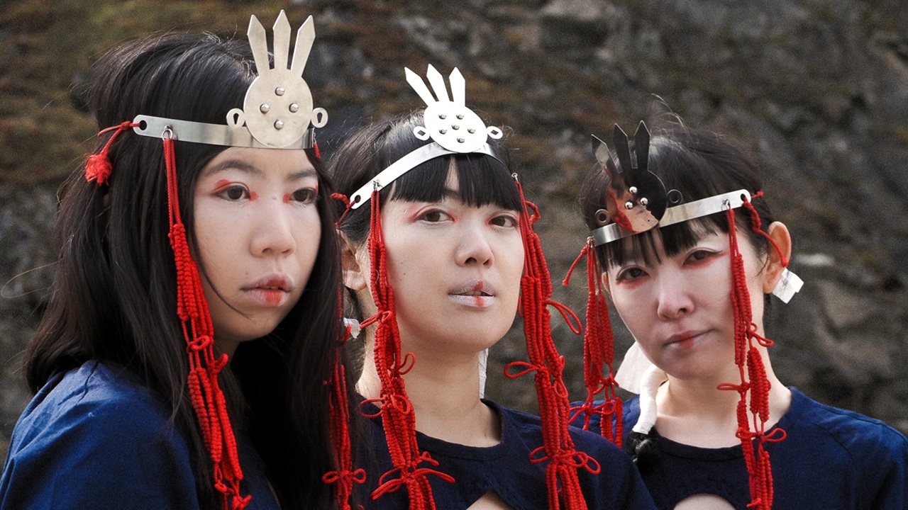 “My mom was a shaman.” Japan’s Kuunatic mix doom, psychedelia and folk with sci-fi concepts – and are one of the most brilliant bands you’ll hear this year