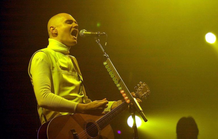 The Smashing Pumpkins share details of ‘Machina’ 25th anniversary reissue