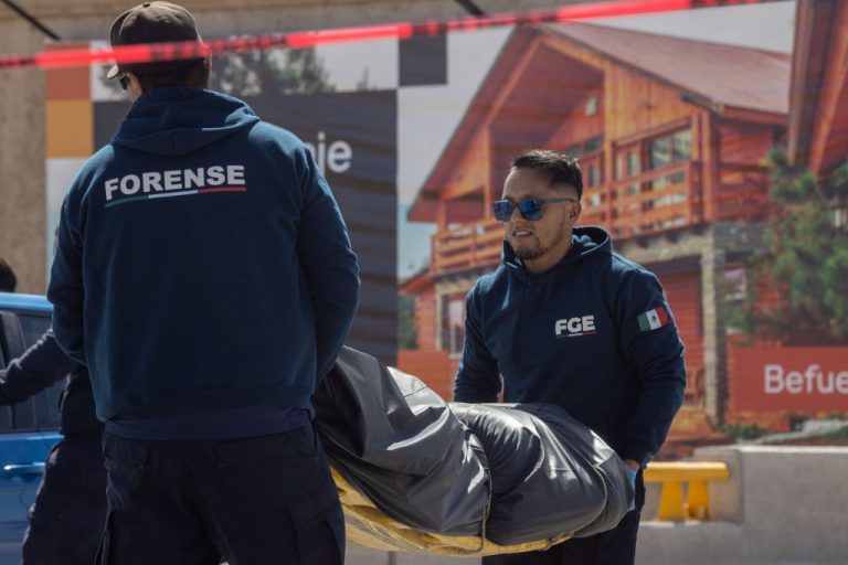 Mexican Drug Cartel Hacks FBI Agent’s Phone, Uses Info To Kill Off Informants?