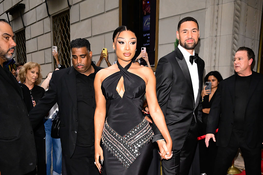 Klay Thompson & Megan Thee Stallion Team Up For Workout Video, The Hotties Love It