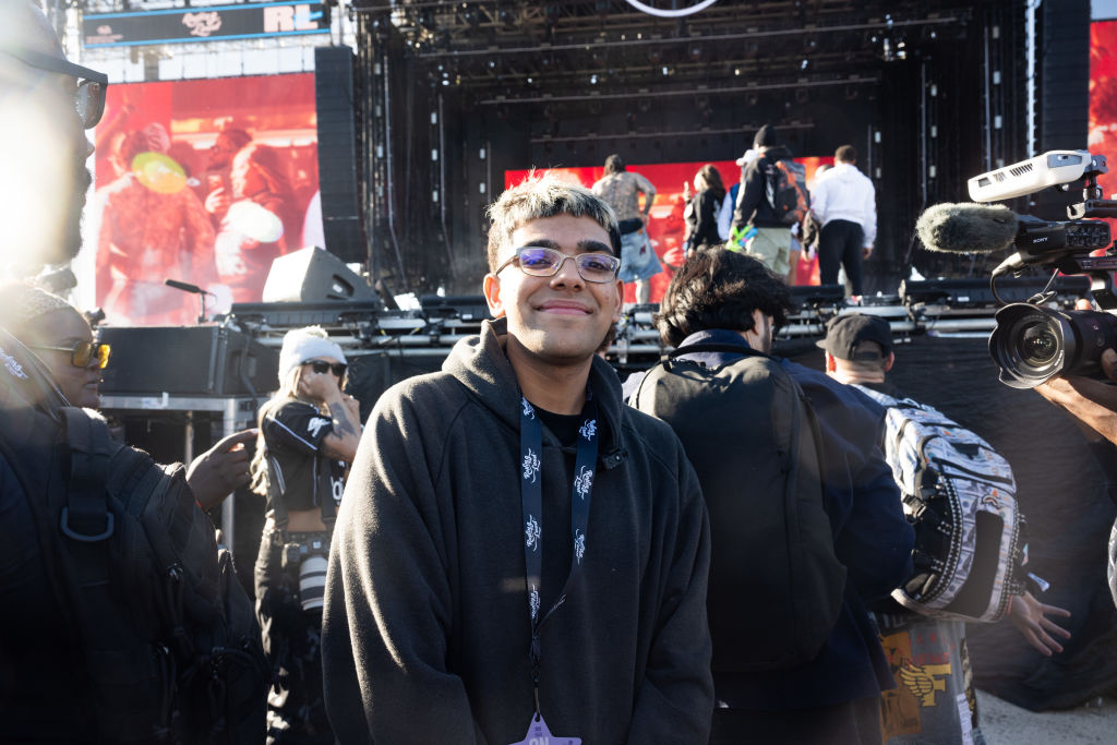 Streamer N3on Apologizes For His Past Racist Shenanigans