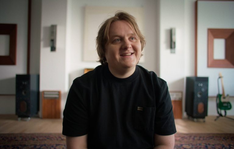 Lewis Capaldi teams up with BetterHelp to give fans 734,000 hours of free online therapy: “Therapy is the reason why I am able to be a musician again”