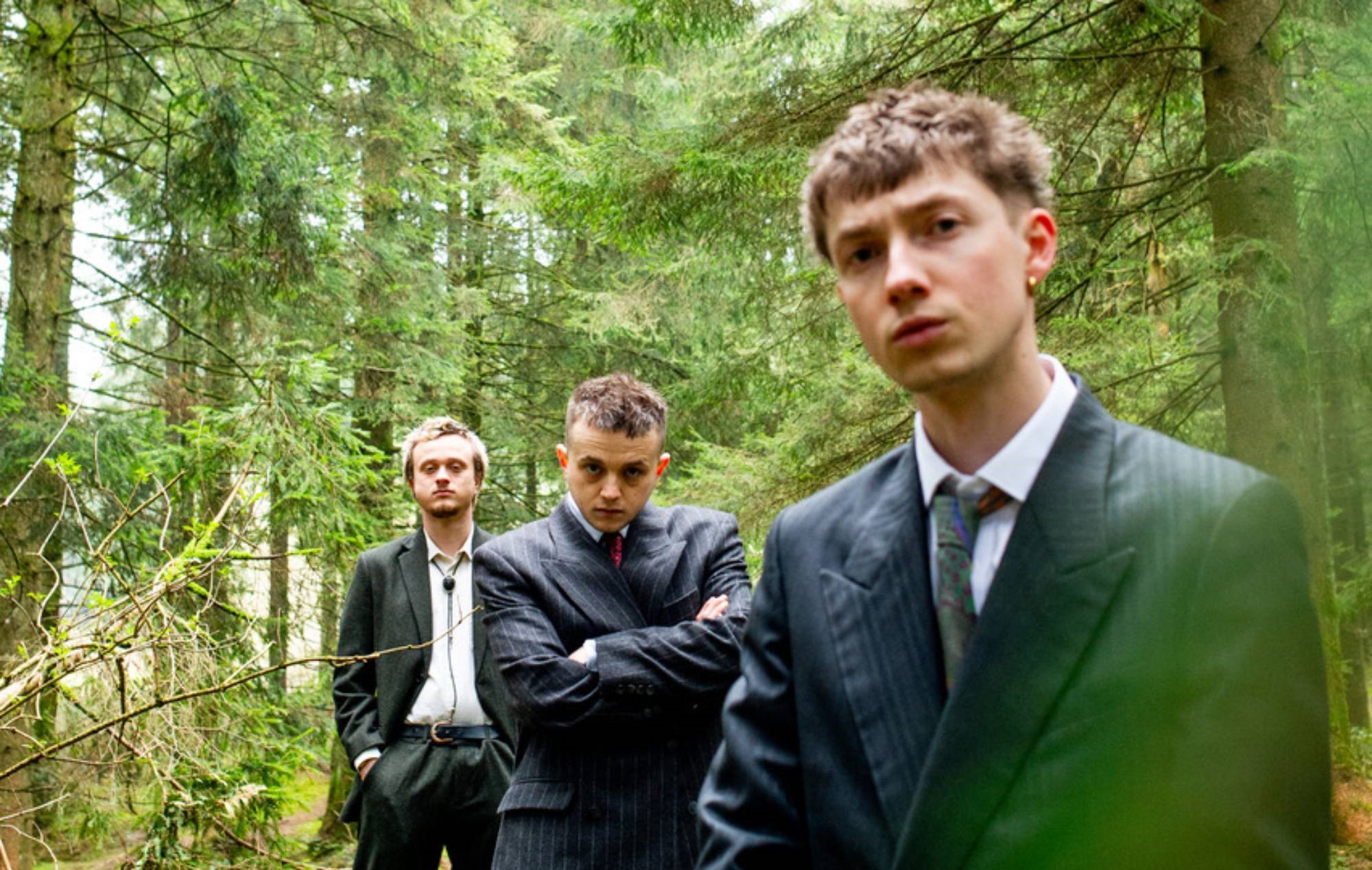 The Jacques warm up for shows with Public Image Ltd with psychedelic new single ‘All The Other Sinners’