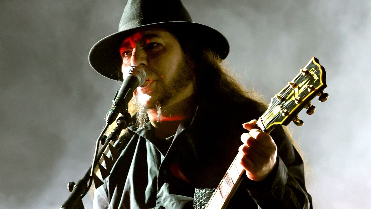 “I can’t force other people to do something just because I wanted it”: Daron Malakian admits System Of A Down’s hiatus was “difficult”