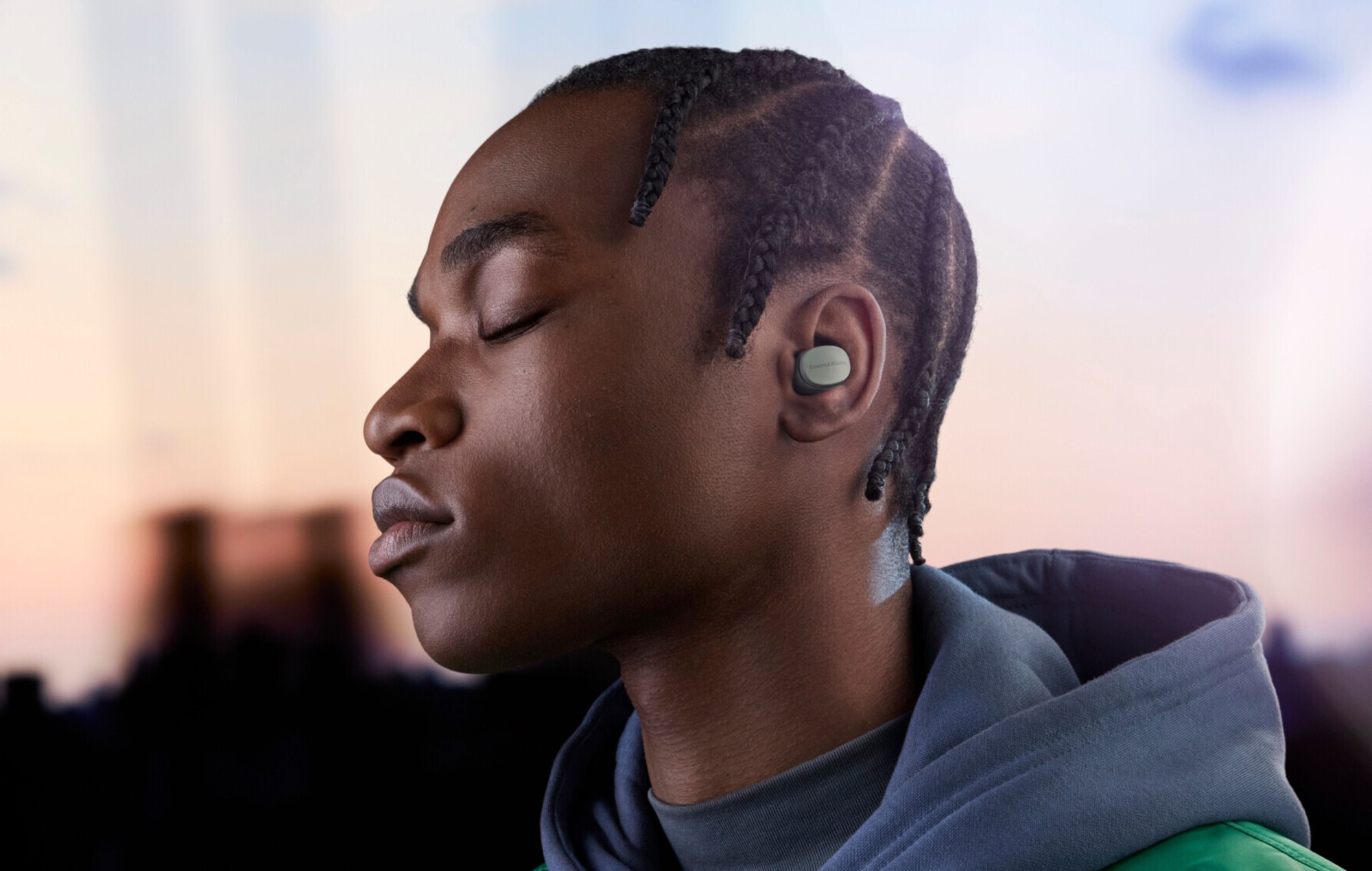 Win a pair of Bowers & Wilkins’ Pi6 earbuds