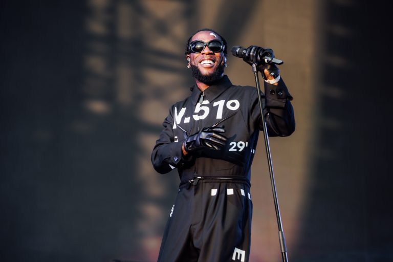 Burna Boy apologises for criticising Afrobeats music: “I wasn’t the happiest man in the world”