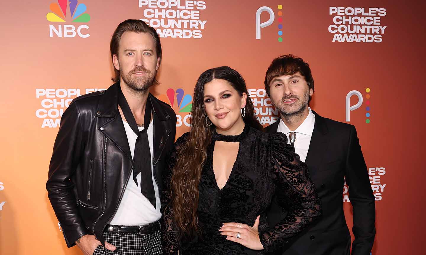 Lady A Sets First-Ever Christmas Tour