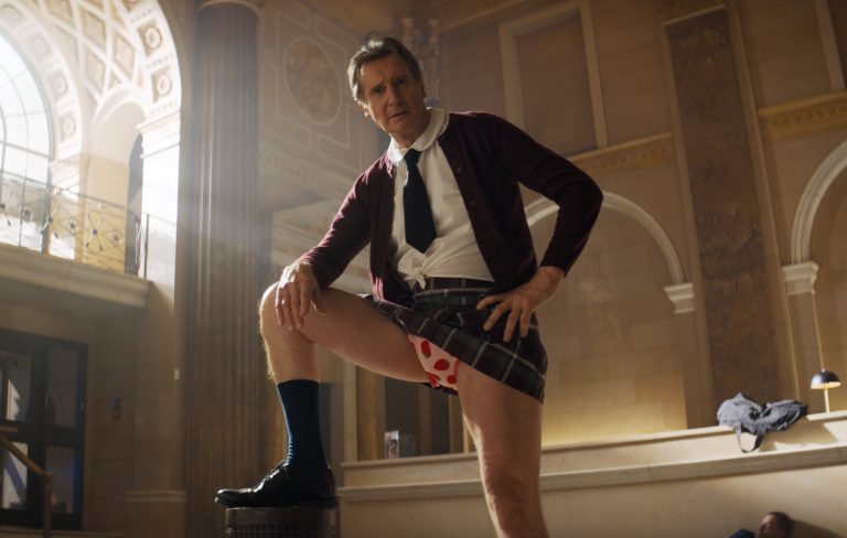 Liam Neeson wants you to help save comedy in cinemas: “Every year, more and more go unmade”