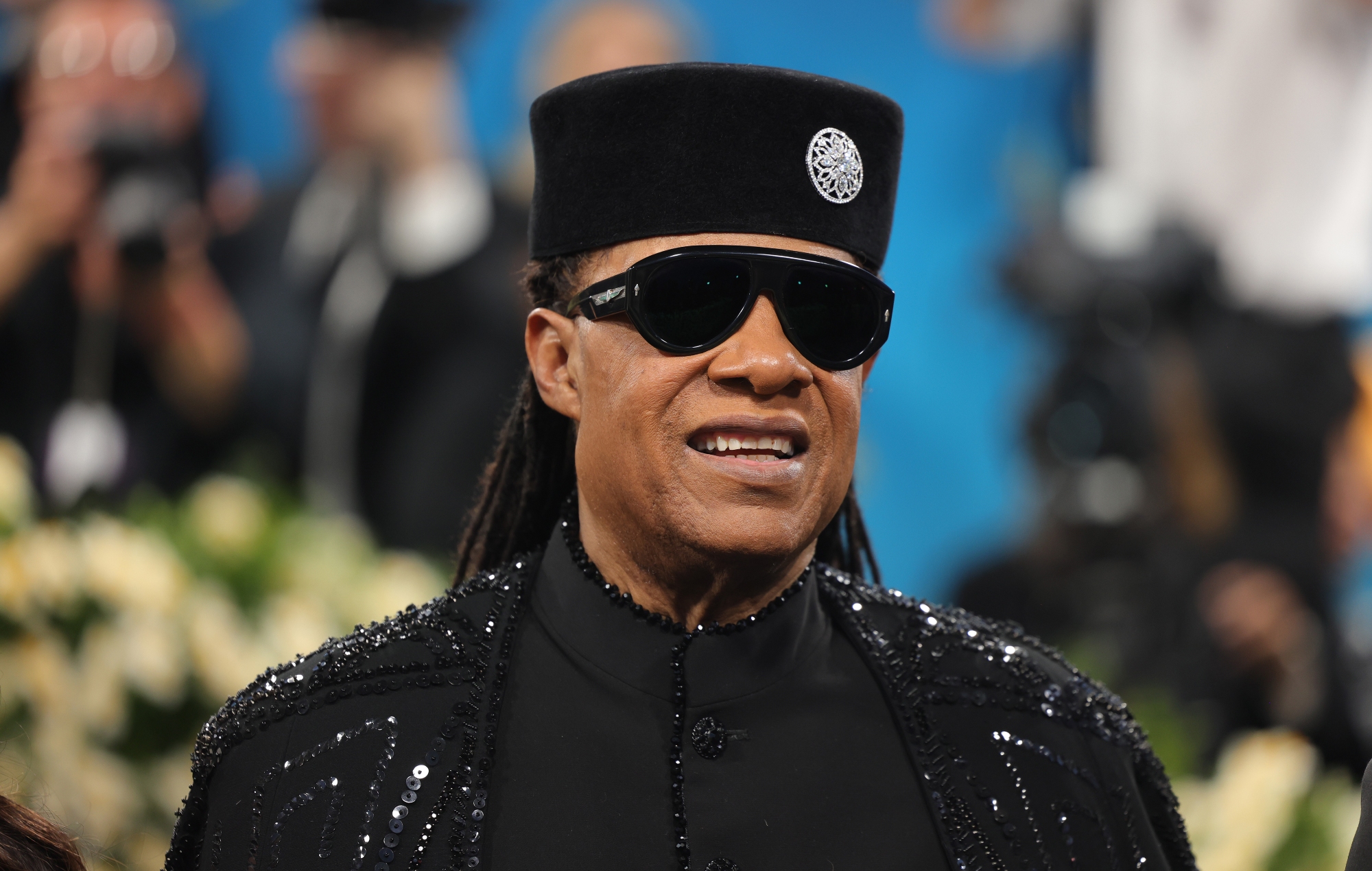 Stevie Wonder responds to long-standing conspiracy that he’s not actually blind