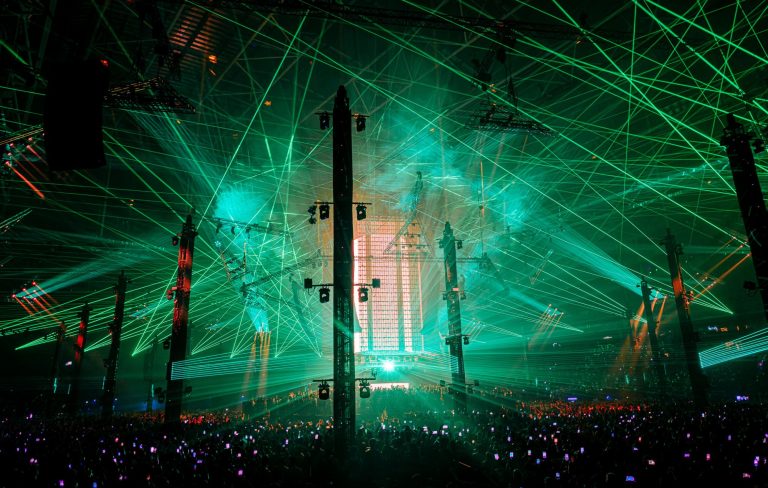 Check out this new venue’s new Guinness World Record win for largest laser show 
