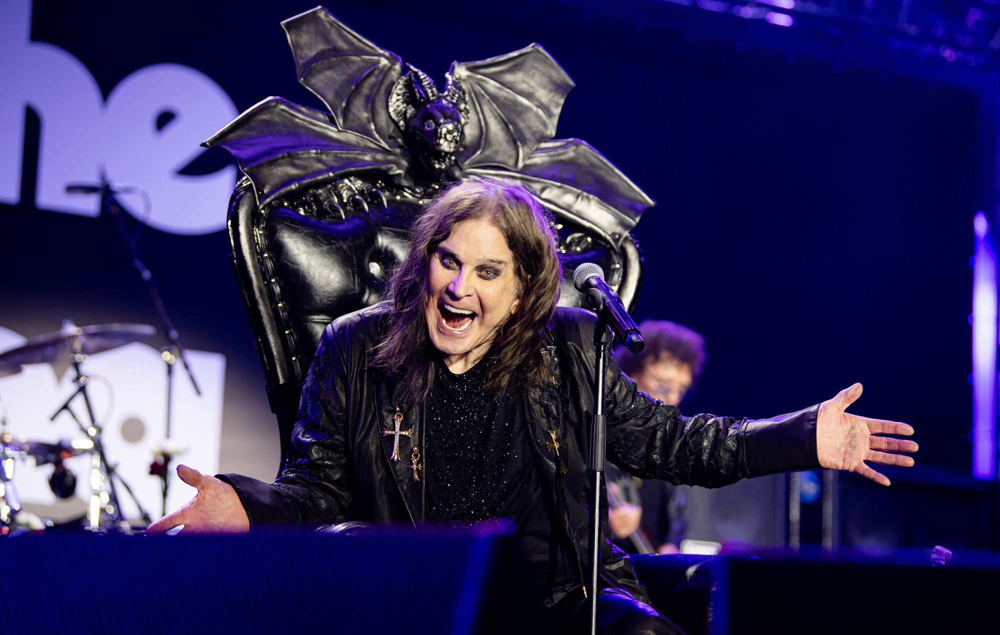 Watch Danny Carey, Chad Smith, and Travis Barker in drum-off at Black Sabbath farewell show 
