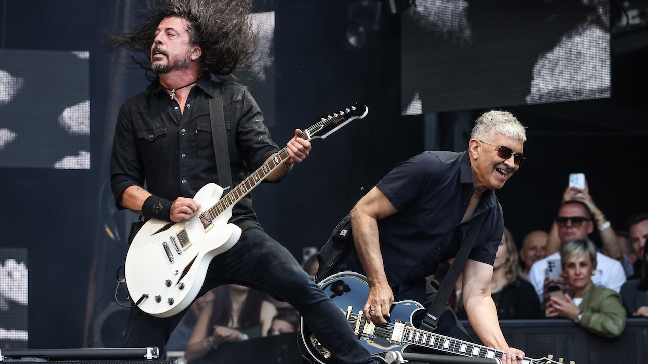“Over the years, we’ve had moments of unbridled joy, and moments of devastating heartbreak.” Foo Fighters celebrate their 30th anniversary with the release of new single, Today’s Song