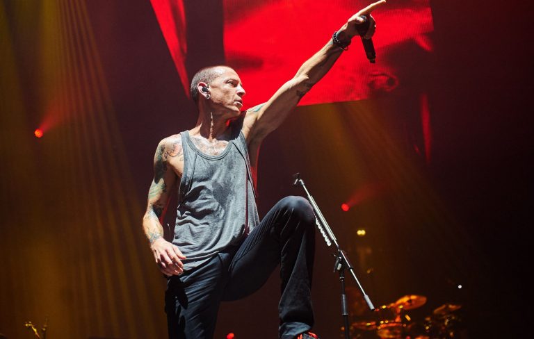 Man shot dead while singing Linkin Park at karaoke night 