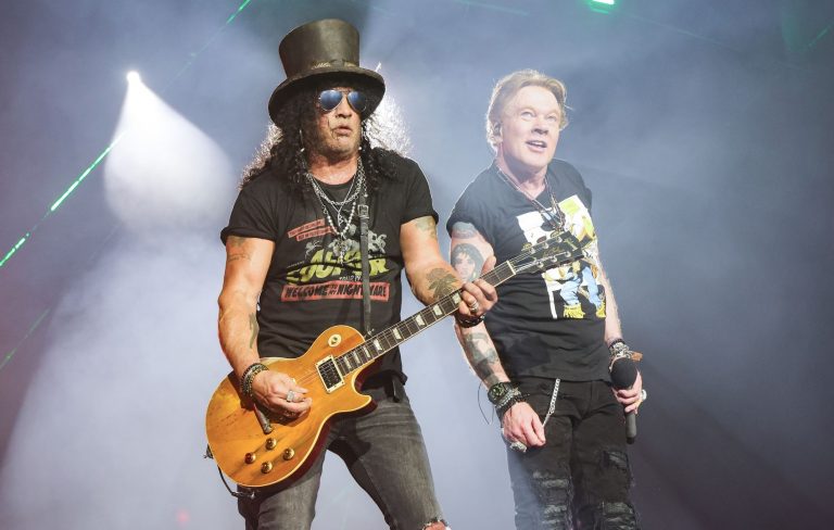 Guns N’ Roses rehearsing Black Sabbath cover at sound checks ahead of ‘Back To The Beginning’ final show