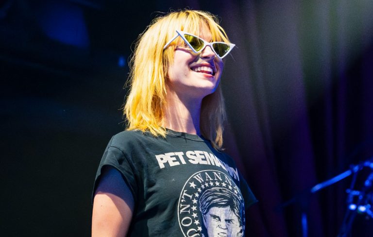 Social media reacts to Hayley Williams debuting new music on Nashville radio station: “One of the best songs I’ve ever heard”