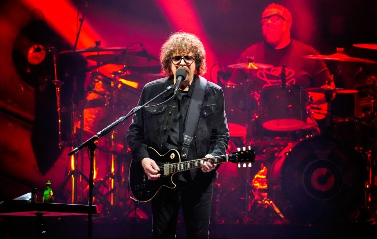 Jeff Lynne’s ELO cancel penultimate ever gig just minutes before stage time