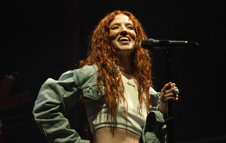 Jess Glynne’s ‘Hold My Hand’ takes on life of its own after becoming viral Jet2 holiday meme