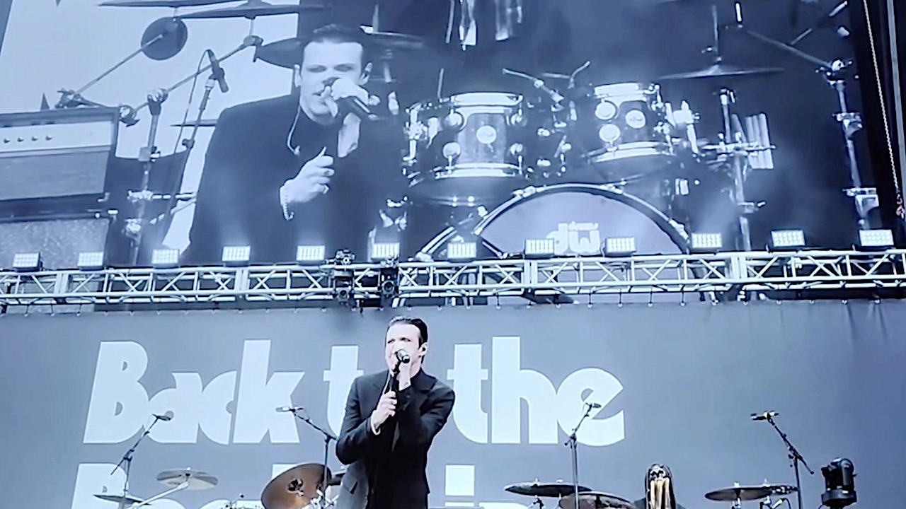 Watch Ozzy Osbourne’s good friend Yungblud absolutely nail a cover of Black Sabbath’s Changes with a one-off supergroup featuring members of Sleep Token, Extreme and Anthrax, at Sabbath’s last ever show