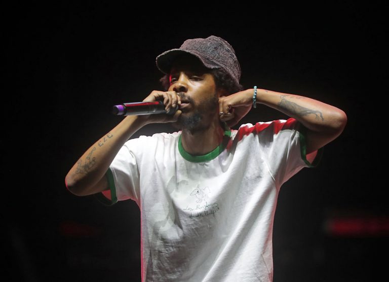 Earl Sweatshirt Talks ‘Live Laugh Love’ LP, Frank Ocean & More With ‘Popcast’