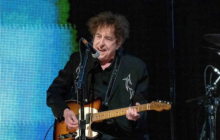 Watch Bob Dylan perform ‘Masters Of War’ for first time in almost a decade