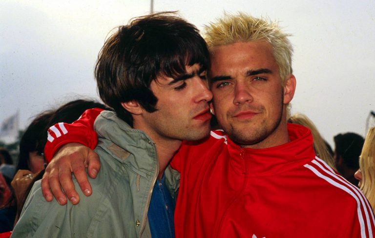Robbie Williams says he would open for Oasis