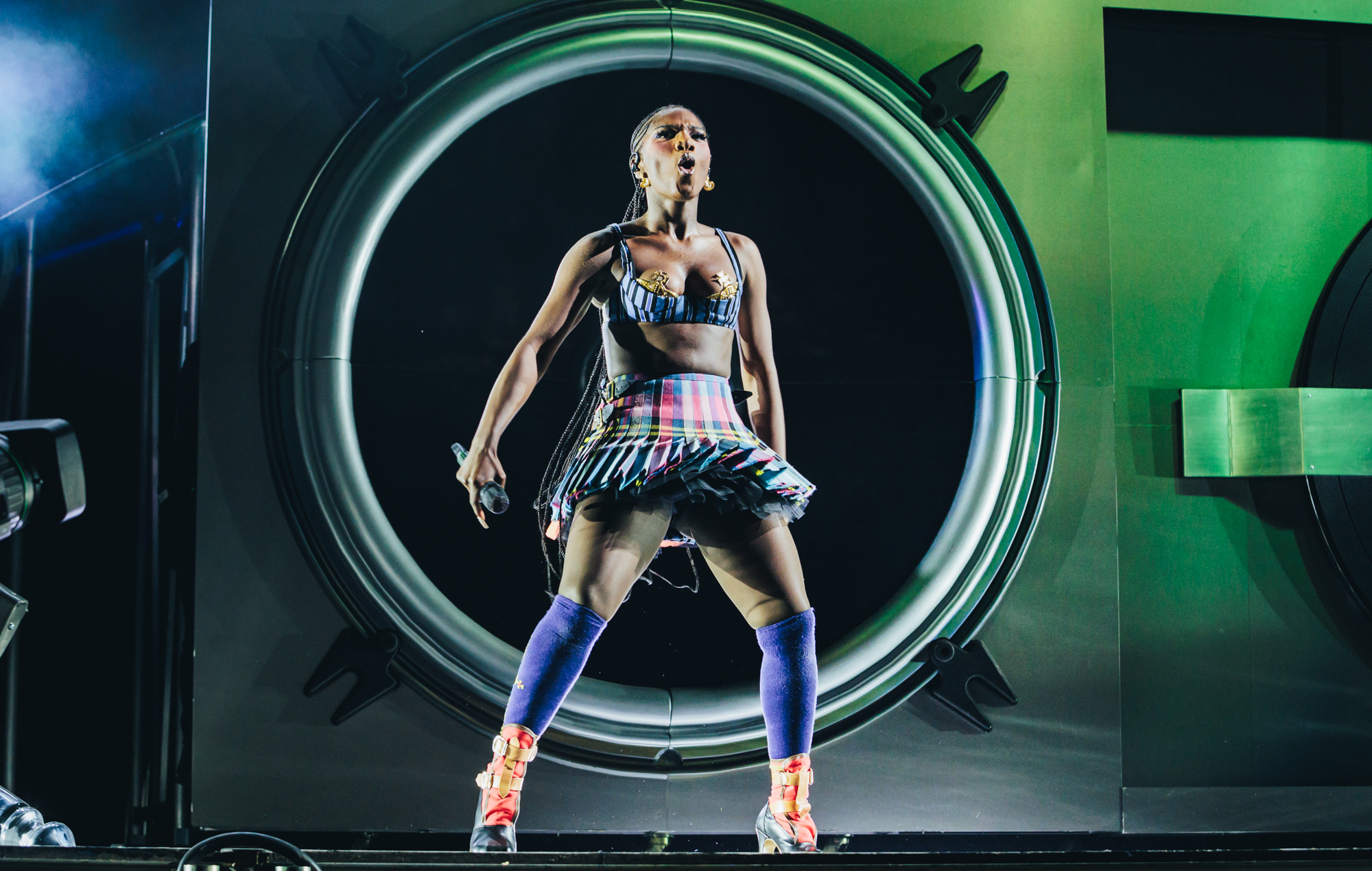 Doechii announces North American ‘Live From The Swamp Tour’ for 2025